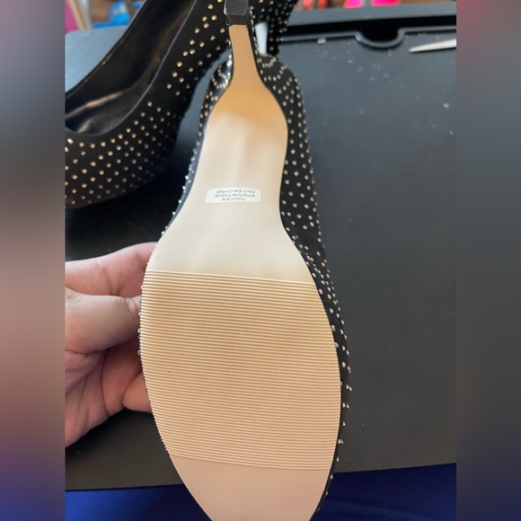 Brand New! Steve Madden Madden Girl Studded High Heels; size 10 - Picture 3 of 3